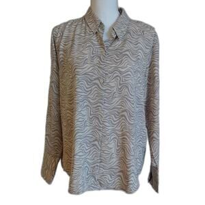 Abercrombie & Fitch Boyfriend Shirt Size Medium Tan Animal Print Preppy Neutral